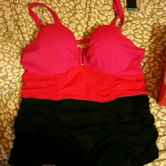 Brand new tankini top