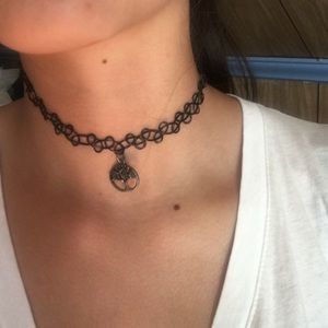 Choker