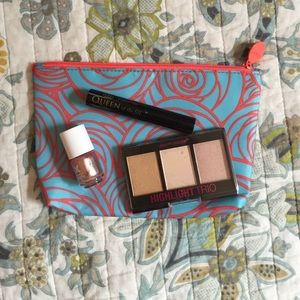 flower cosmetic goody bag