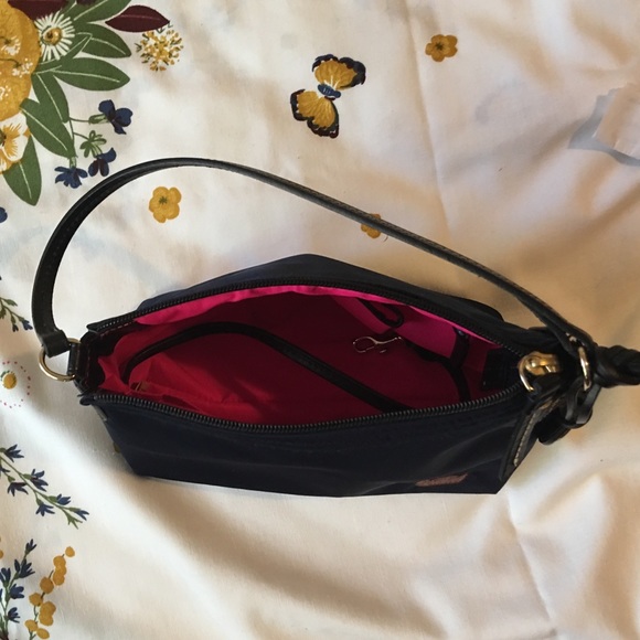 Super cute Dooney & Bourke mini shoulder bag - Picture 4 of 4