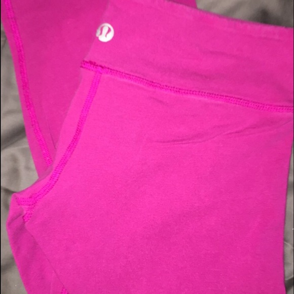 NWOT lulu crops