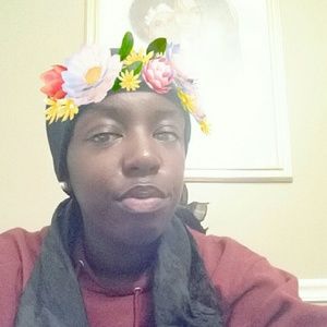 Meet your Posher, Djeneba