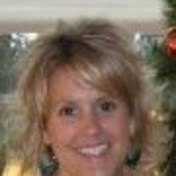 Meet your Posher, Cindy - Picture 1 of 1