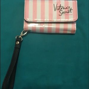Victor secret wristlet made with iPhone holder.