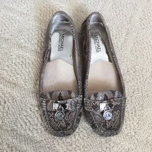 Michael kors flats