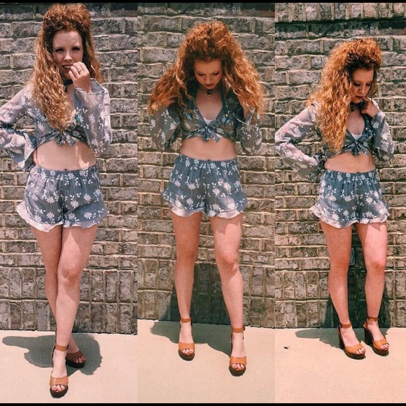 🚨FINAL CHANCE🚨 Two-piece Matching Set - Picture 3 of 4