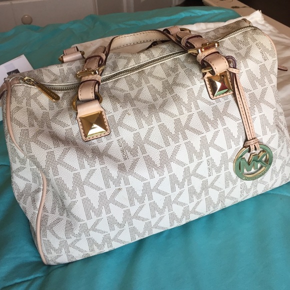 Michael Kors Purse 😍