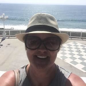 Meet your Posher, Becky