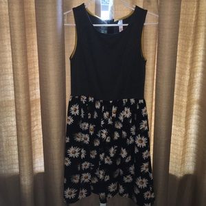 Daisy dress