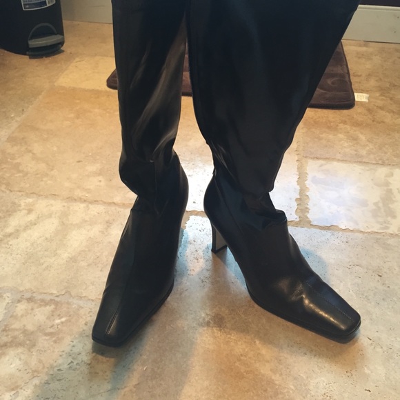 Sam & Libby healed faux brown leather boots size 9