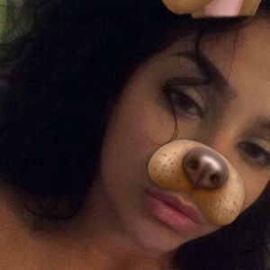 Meet your Posher, Leticia