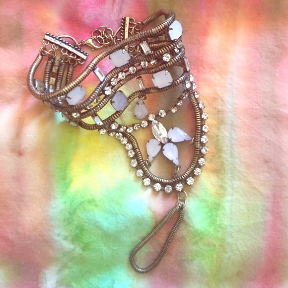 Free People bracelet 💫