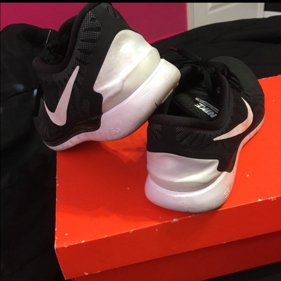 ❌Sold❌ Men's Nike Free 5.0 running shoes - Picture 2 of 4