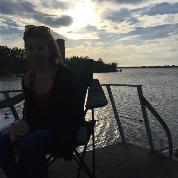 Meet your Posher, Jaclyn