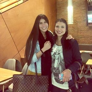 Meet your Posher, Maria andrea