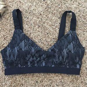 Fabletics sports bra