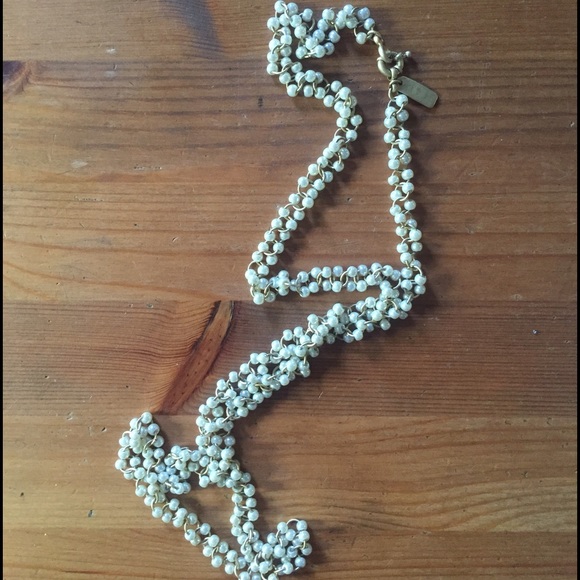 Madewell pearl necklace 32"