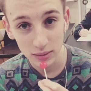 Meet your Posher, Ryan