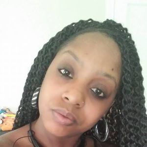 Meet your Posher, Nadia