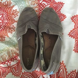 Very worn Toms