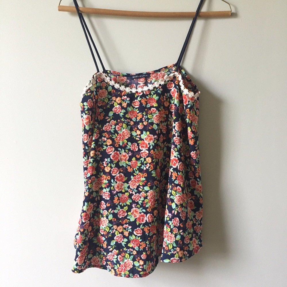 {floral} summer top