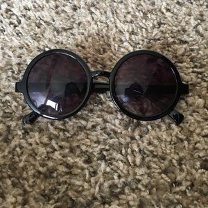 Coachella black sunglasses