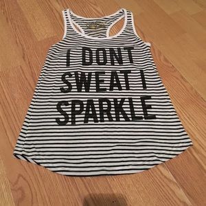 Tank top, so cute !