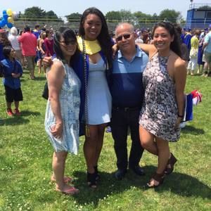 Meet your Posher, Danielle