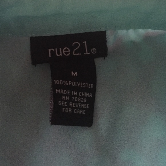 Mint button down - Picture 2 of 3