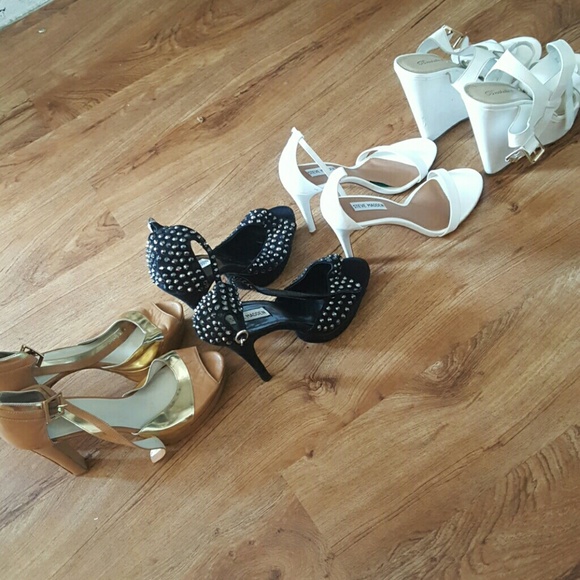 Bundle of shoes - Picture 2 of 3