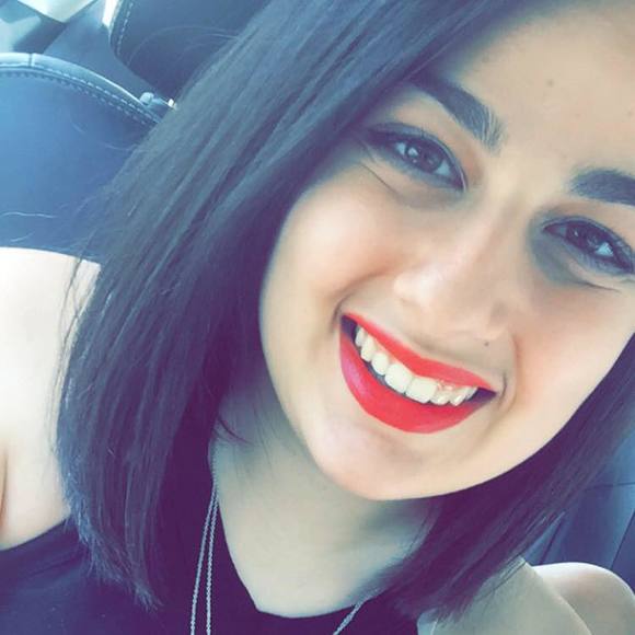 Meet your Posher, Andrea