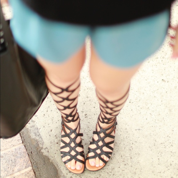 Kenneth Cole Flat Gladiator Sandals 6.5 - Picture 4 of 4