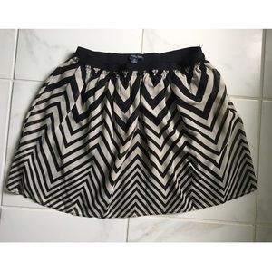 American eagle chevron skirt