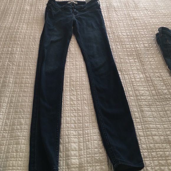❌ ❌ traded❌❌❌Hollister dark jeans
