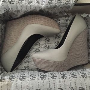 Rock & Republic Wedge Style Heels