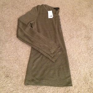 Quarter-Button Everyday Tee