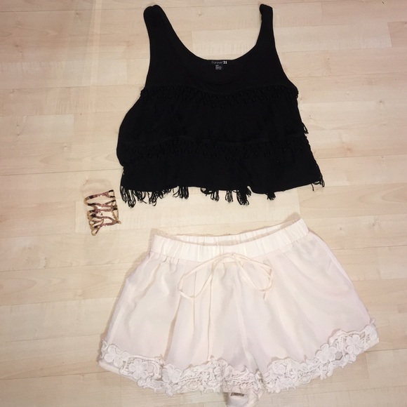 Forever 21 Tops - Forever 21 black fringe crop top