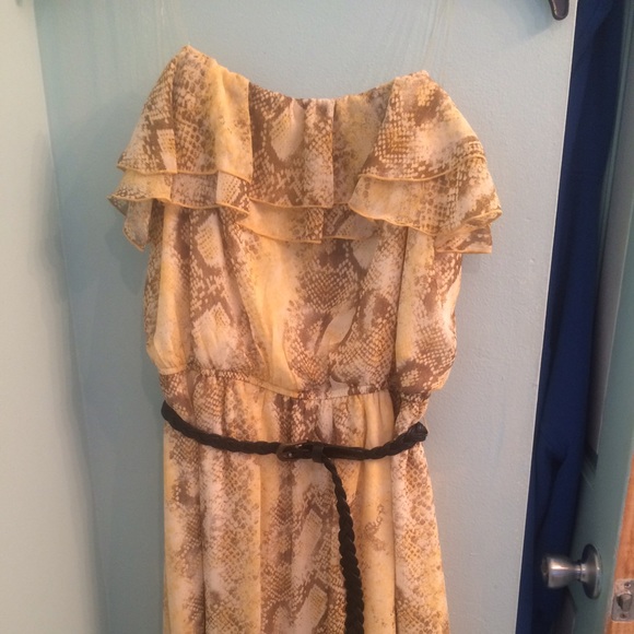 YELLOW STRAPLESS DRESS