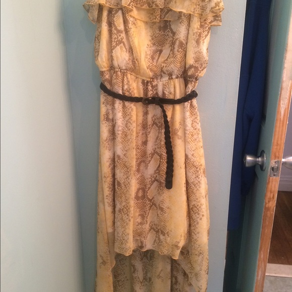 YELLOW STRAPLESS DRESS - Picture 2 of 3