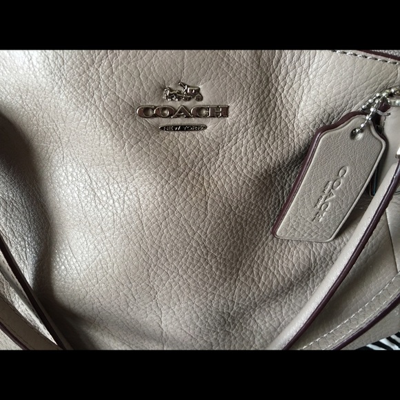 Coach Authentic Purse - Picture 2 of 4