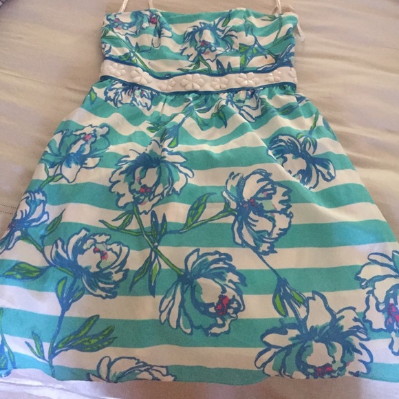 Adorable Lilly Pulitzer silk dress- Mint condition