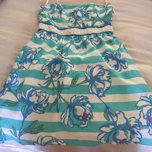 Adorable Lilly Pulitzer silk dress- Mint condition