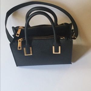 Shoulder Tote