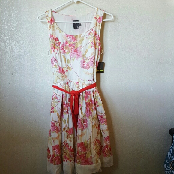 Floral summer dress