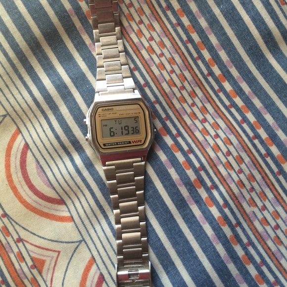 ❌SOLD❌UO | Casio Watch❌ - Picture 3 of 3