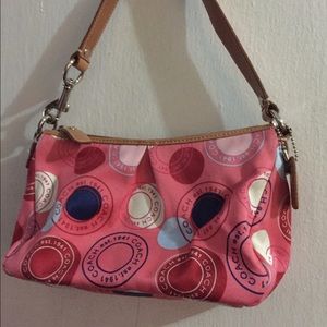 NWOT Super Cute Pink Coach Bag! Perfect 4 Summer!
