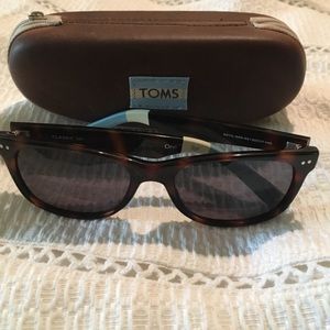 TOMS Wayfarer Sunglasses