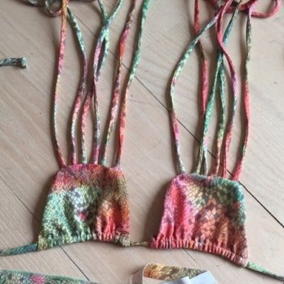 Stone Fox Swim Other - Stone fox Natasha top in Mamba