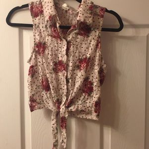 Button up top! Lace!