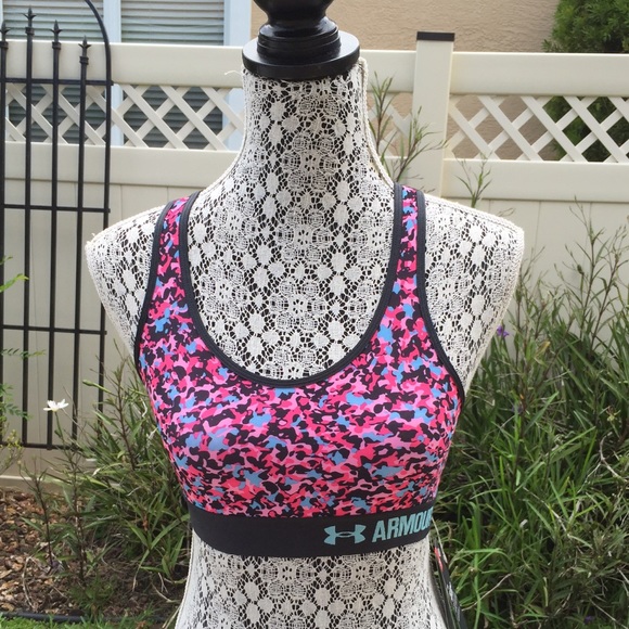 Under Armor Sporty Bra